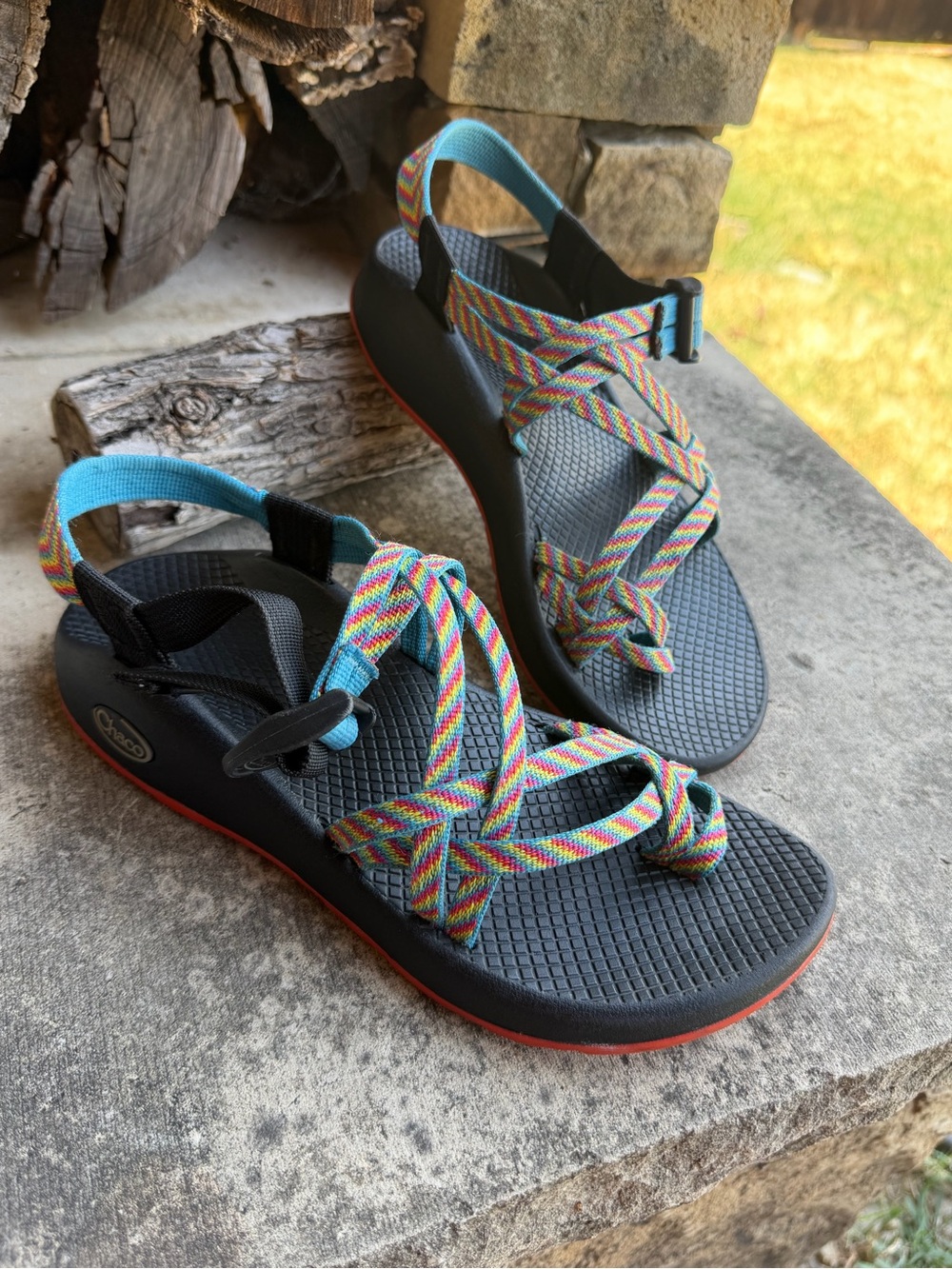 Chaco Women's Fiesta Strappy Sandals with Black Footbed and Red Outsole Sz-8. H